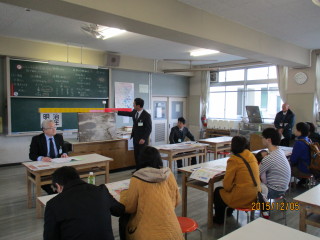 小学校見学の様子